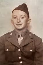 The 325th Glider Infantry Regiment (GIR) Trooper Pictures during World War  II