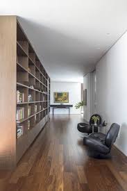 Gallery Of House Of Courtyards Bloco Arquitetos 23 Duplex House Design House Modern Architecture House