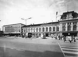 Pölten hauptbahnhof is the main railway station at st. Damals Und Heute Hauptbahnhof St Polten St Polten
