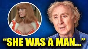 Lydia Cornell as Sara Rush