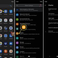 So, let's say that you are on dark mode on your android phone, then you can easily match snapchat to that system. What Is Android Dark Mode And How To Enable It