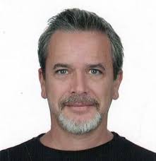 Understanding Geometry: Tessaract in 4D and its 3D Shadow