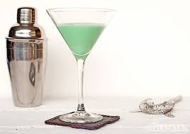 Start studying before & after dinner drinks. Before Dinner Drinks 10 Impressive Aperitif Cocktails To Serve Before Dinner A Complete Guide For Hosting Formal And Informal Dinner Parties