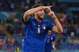 Manuel locatelli (born 8 january 1998) is an italian professional footballer who plays as a midfielder for serie a club sassuolo and the italy national team. Ffxtz Tkz6tt3m