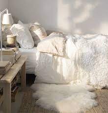 17 Ways To Make Your Bed The Coziest Place On Earth Make Your Bed Home Decor Bedroom Inspirations