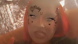 Ashlee Marie Warren fined for punching next door neighbour after child  'stared' at her