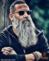 The return before having a smooth chin was the norm and people with beards had to carry small nets to cook, men had beards. Vikings Beard Styles