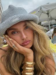 Mint van Leeuwen ~ feeling so blessed to finally hold you in my arms 💕 We  are so in love with you!!