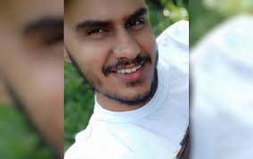 Polícia apura morte de técnico em informática após levar choque por fones  de ouvido enquanto estudava, em Nova América