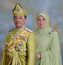 Sultan abdullah al ghannam68 71. Al Sultan Abdullah Sultan Ahmad Tunku Hajah Azizah Aminah Maimunah Iskandariah Princess Diana Pictures Pahang Wedding Ootd