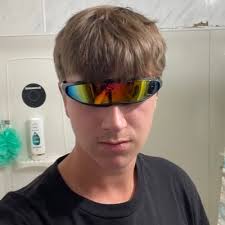 Sam Hoskinson (@SamHoskinson)