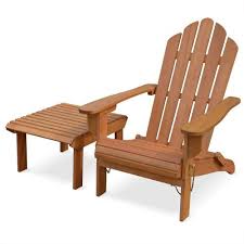 On peut les trouver soit dans les magasins puis viennent les fauteuils de jardin en bois qui se démarquent pas leur côté exotique. Fauteuil De Jardin En Bois Adirondack Salamanca Eucalyptus Fsc Avec Repose Pieds Table Basse Style Retro