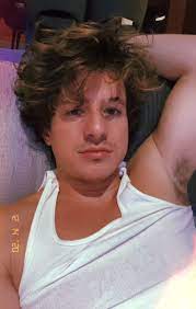 Armpits Lovers In 2021 Charlie Puth Long Hair Styles Men Charlie