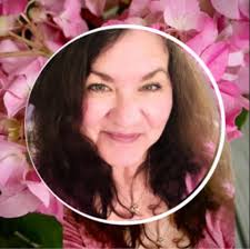 We celebrated my birthday in Boston and while visiting the Isabella Stuart  Gardener museum I absolutely fell in love with the antique fabrics and  laces 🥰