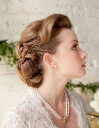 1950 S Wedding Hairstyle I Would Love To See The Rest Of This By Chasity Vintage Hairstyles Retro Hairstyles Hair Inspiration
