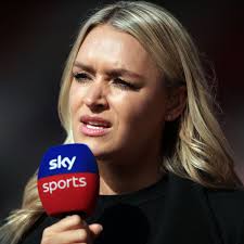 © nine digital pty ltd 2018. Darts Fans Serenade Sky Sports Presenter Laura Woods At World Championships Daily Star