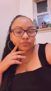 Latisha Sloan's Instagram, Twitter & Facebook