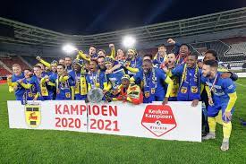 This season in eredivisie, cambuur's form is average overall with 0 wins, 0 draws, and 1 losses. Cambuur Maakt In Alkmaar Feest Compleet Schaal Is Binnen Voetbal International