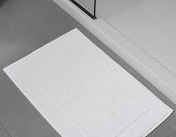Order now for a fast home delivery or reserve in store. Bath Mat Buy Hotel Bath Towels Washcloths Bathrobes And More Sheraton Hotel Favorites