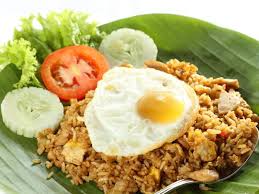 The indonesian archipelago is made up of over 17,000 islands scattered across 3,000 miles of ocean between asia and australia. Top 10 Food Dishes Of Indonesia Steemit