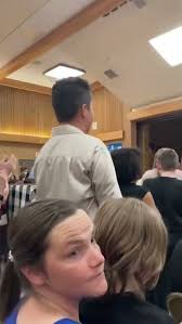 Cade Curtis smiles at Mom 🥰 👨🏻‍🎓 6th grade graduation 2022