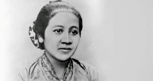 Mewarnai gambar pemandangan hitam putih dapat melatih motorik halus anak. 16 Nama Pahlawan Nasional Indonesia Dan Sejarahnya Tokopedia Blog