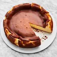 Bersempenaaa dengan ulang tahun suami sy yg ke 32 tahun, jadi sy buatkan kek kgemaran dia.iaitu new york cheesecake.ni je yg mampu nak di hadiahkan sebab. Basque Burnt Cheesecake Recipe Bon Appetit