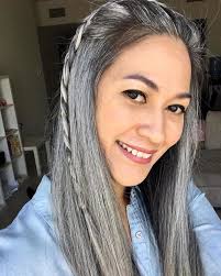 The odds of premature graying depend on how your hair follicles produce melanin. These 50 Women Who Ditched Dyeing Their Hair Look So Good It May Convince You To Do The Same Bored Panda