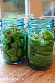 4 Ways To Pickled Green Tomatoes Garden Betty Recipe Green Tomato Recipes Pickled Green Tomatoes Tomato Recipes