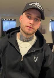 Wolf Hoodie Vegan Kaye