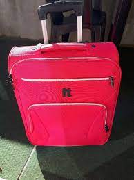 Soit 50x40x20 au maximum et cette valise est spécialement fabriquée en fonction de ces normes. Valise Cabine 50x40x20 Rose Marque It