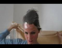 Ist es denn normal, das es jetzt in der maschine schäumt wie nichts gutes??? Video Haare Aufhellen Ohne Sie Zu Farben So Geht S