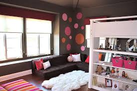 The cubbies can hold books, puzzles, board games, etc., and you can add pretty baskets to some of the cubbies to contain smaller toys like blocks and dolls. Chic Adaptability 10 Kids Rooms With Versatile Modular Seating