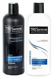 It banishes roughness, dullness, and frizz and leaves your hair much softer, shinier, and healthier. Tresemme Luxurious Moisture Duo Shampoo Conditioner For Dry Damaged Hair 5060331696643 Ebay