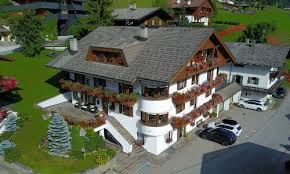 Questo appartamento è convenzionato, (quindi per residenti della provincia), ed è stato costruito in zona tranquilla e panoramica e nello standard della casa clima b. Appartamenti Vacanze A Sesto In Val Pusteria Floralp
