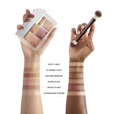 One of the palettes is lighter, whereas the other is deeper, so it looks like they're trying to cater to deeper skintones. Hourglass Ambient Lighting Edit Unlocked Ghost Palettes For Holiday 2019 News Beautyalmanac