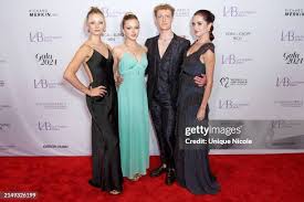 Los Angeles Ballet Dancers, Anna Jacobs, Sarah Ashley Chicola, Marco...  News Photo