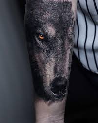 50 Best Tattoo Ideas 2018 Cuded Wolf Tattoos Wolf Tattoo Design Skull Hand Tattoo