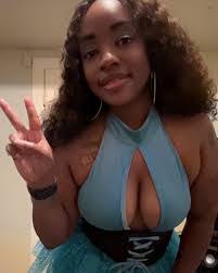 Chantel Murphy's Instagram, Twitter & Facebook