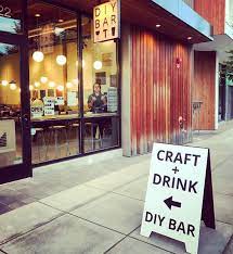 Atencao Amantes Do Faca Voce Mesmo E Melhor Sentar Antes De Ler Esta Materia Descobrimos Um Bar Em Portland Nos Estados Unidos Bar Faca Voce Mesmo Diy Bar