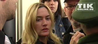 Kate winslet had then made her movie debut by playing the role of a teenage murderess in the. Kate Winslet Verschlafen In Berlin Gelandet Tikonline De