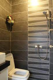 Ternyata kebanyakan bilik air kita hanya ada satu sumber pencahayaan dan ini menjadi antara punca bilik itu kelihatan kecil. Design Bilik Mandi Simple Desainrumahid Com