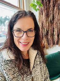 Hola, I arrive 12/10 in Rincon. I will let you know when there will be a  yoga stretch at the Balneario soon after.Hope to see you  there🧘🏻‍♂️🧘🏻‍♂️