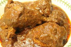 Pertama kali mencuba resepi daging daging masak kerutuk atau daging kerutuk, ia merupakan menu masakan popular di negeri pantai. Ayam Masak Kerutuk Azie Kitchen