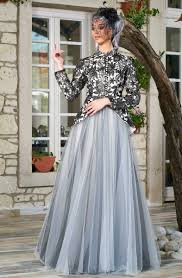 Http Www Fulyan Com Tr Amine Huma Prenses Abiye Elbise 3083 Siyah 201843 49 B Jpg Elbise Kiyafet Moda