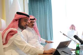 وتصدر اسم الوزير اللبناني قائمة ترند تويتر في هذه البلدان حاصدا أكثر من 200 ألف تغريدة. ÙˆØ²Ø§Ø±Ø© Ø§Ù„Ø´Ø¤ÙˆÙ† Ø§Ù„Ø¨Ù„Ø¯ÙŠØ© ÙˆØ§Ù„Ù‚Ø±ÙˆÙŠØ© ÙˆØ§Ù„Ø¥Ø³ÙƒØ§Ù† On Twitter ØµÙˆØ± Ø¨Ù‡Ø¯Ù ØªØ­Ø³ÙŠÙ† Ø¨ÙŠØ¦Ø© Ø§Ù„Ø£Ø¹Ù…Ø§Ù„ ÙÙŠ Ø§Ù„Ù…Ù…Ù„ÙƒØ© ÙˆØ¨Ù…Ø´Ø§Ø±ÙƒØ© Ø¢Ø±Ø§Ø¡ Ø§Ù„Ù…Ø®ØªØµÙŠÙ† ÙˆØ§Ù„Ù…Ø³ØªØ«Ù…Ø±ÙŠÙ† ÙˆØ°ÙˆÙŠ Ø§Ù„Ø¹Ù„Ø§Ù‚Ø© Ø§Ø¹ØªÙ…Ø¯ Ù…Ø¹Ø§Ù„ÙŠ ÙˆØ²ÙŠØ± Ø§Ù„Ø´Ø¤ÙˆÙ† Ø§Ù„Ø¨Ù„Ø¯ÙŠØ© ÙˆØ§Ù„Ù‚Ø±ÙˆÙŠØ© Ø£ Ù…Ø§Ø¬Ø¯ Ø§Ù„Ø­Ù‚ÙŠÙ„ Ù„Ø§Ø¦Ø­Ø© Ø§Ù„Ø§Ø´ØªØ±Ø§Ø·Ø§Øª Ø§Ù„Ø¨Ù„Ø¯ÙŠØ© Ù„Ù†Ø´Ø§Ø· Ø§Ù„Ø­Ù„Ø§Ù‚Ø©