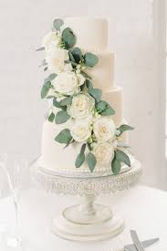 Historic Post Office Virginia Wedding Wedding Cake Roses Choosing Wedding Colors Virginia Weddings