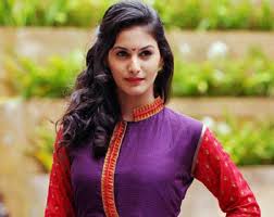 Files are available under licenses specified on their description page. Actress Amyra Dastur Injured On Sets Of Rajkumar Rao And Kangana Ranaut Film Mental Hai Kya