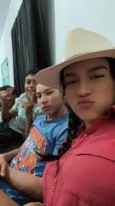 Melissa Lemus's Instagram, Twitter & Facebook