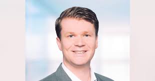 Eric Engman's Instagram, Twitter & Facebook